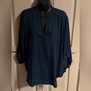 Lush Chic Blue Leopard Print Blouse XL quarter sleeve